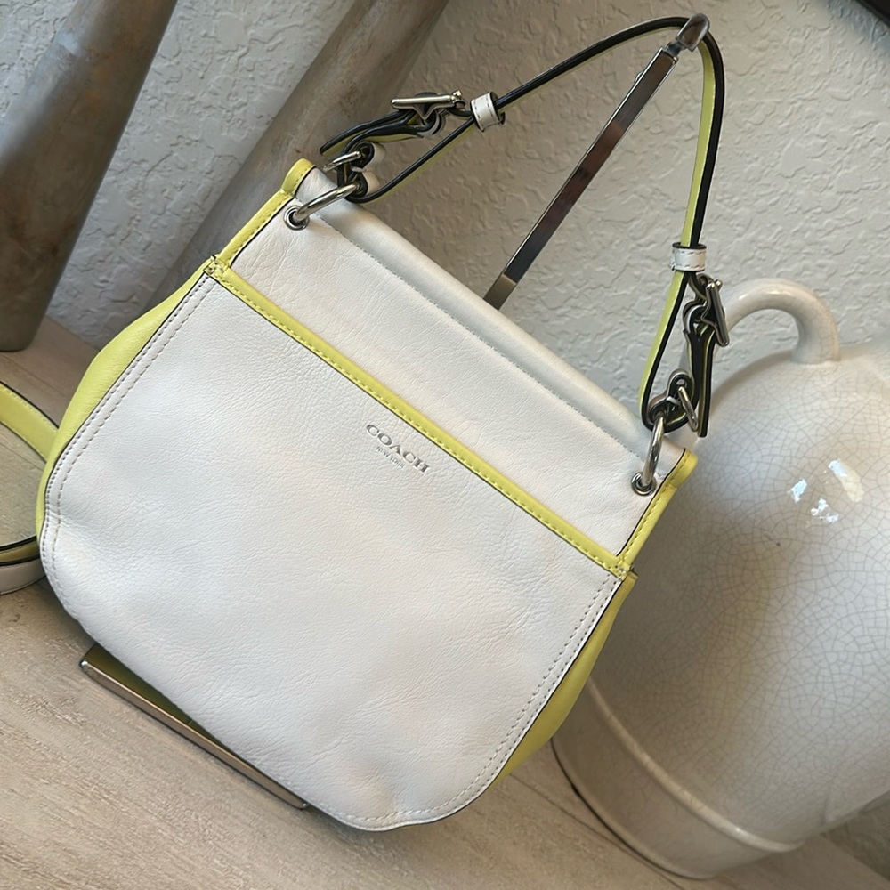 Coach Top Handle Crossbody 23409 Purse Yellow Parchment Legacy - Picture 4 of 14